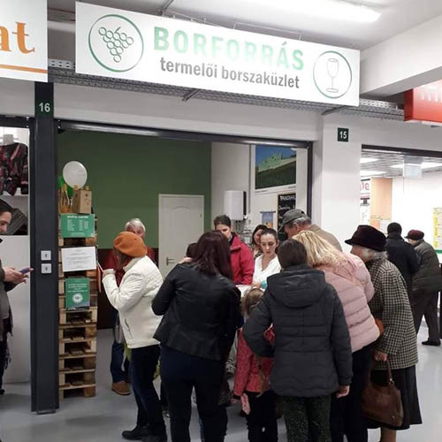 Borforrás – Győr, Vásárcsarnok